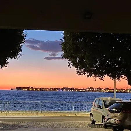 Breathtaking Sea View In Center Zadar
